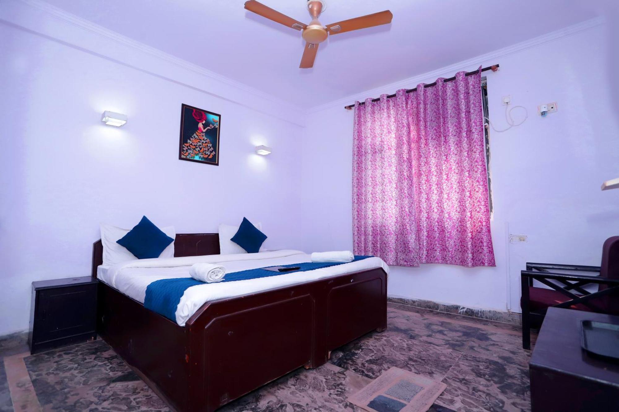 Hotel Warm Welcome - Noida Sector 51 Екстериор снимка