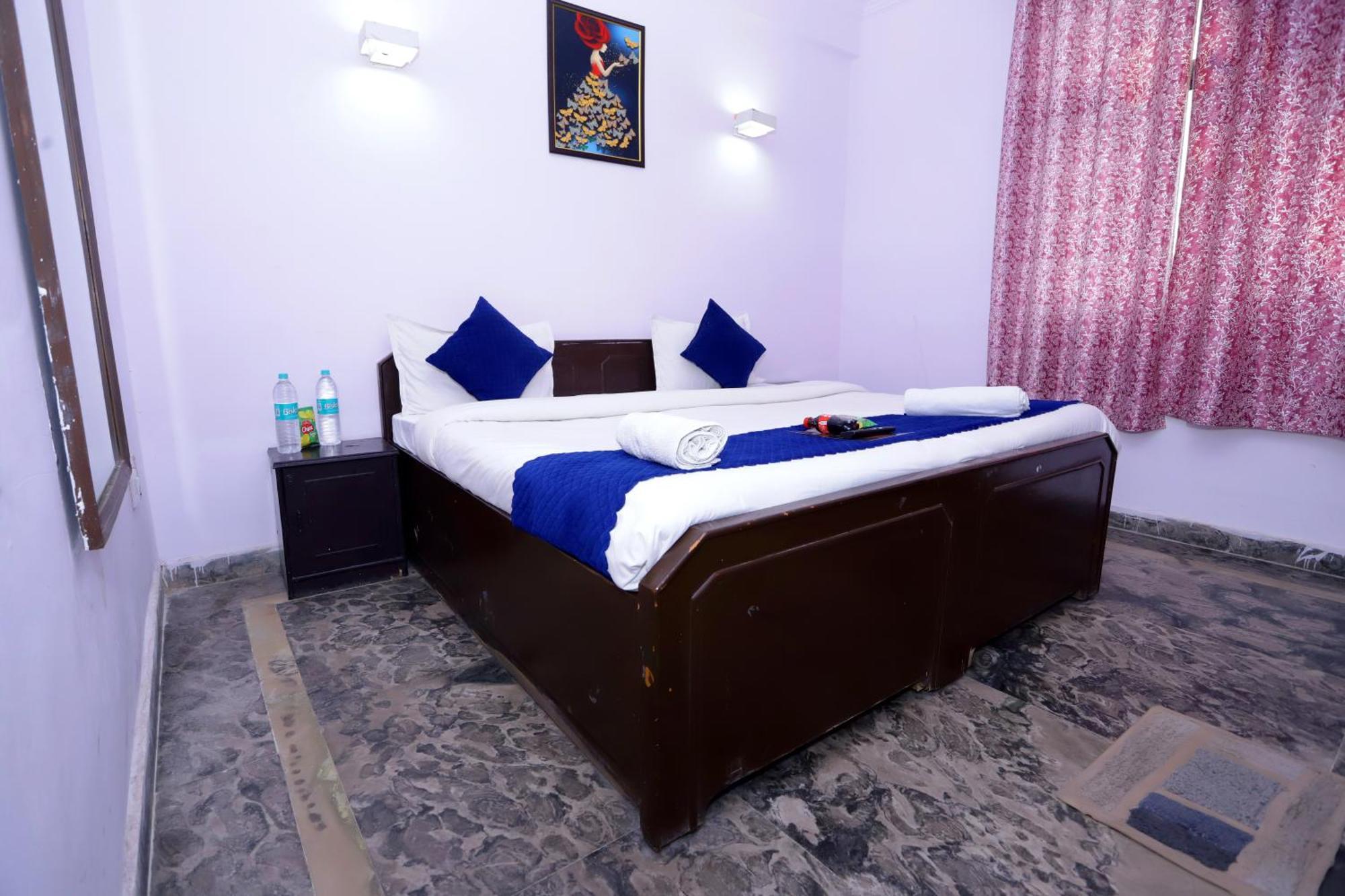 Hotel Warm Welcome - Noida Sector 51 Екстериор снимка
